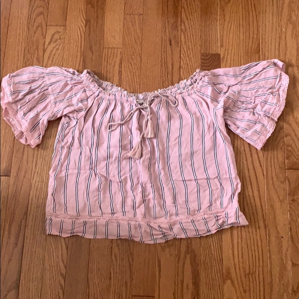 American Eagle scoop striped shirt